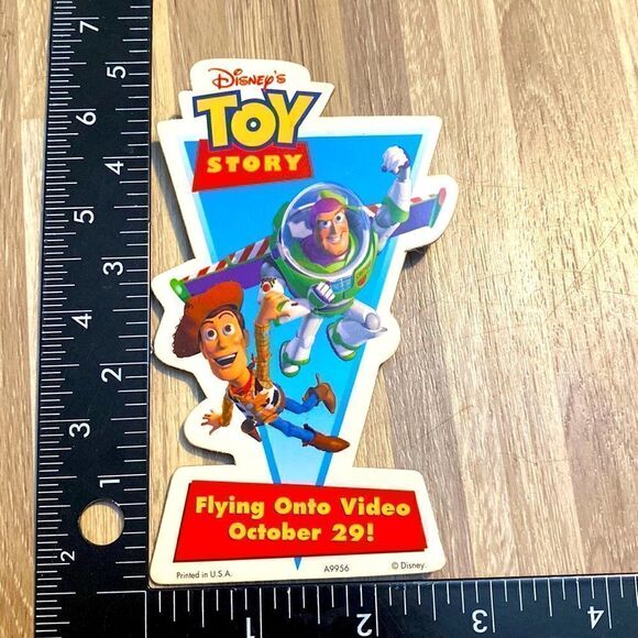 Toy Story Disney Movie Promo Pin with Buzz and Woody Vintage Pixar Tom Hanks euc - Picture 3 of 4